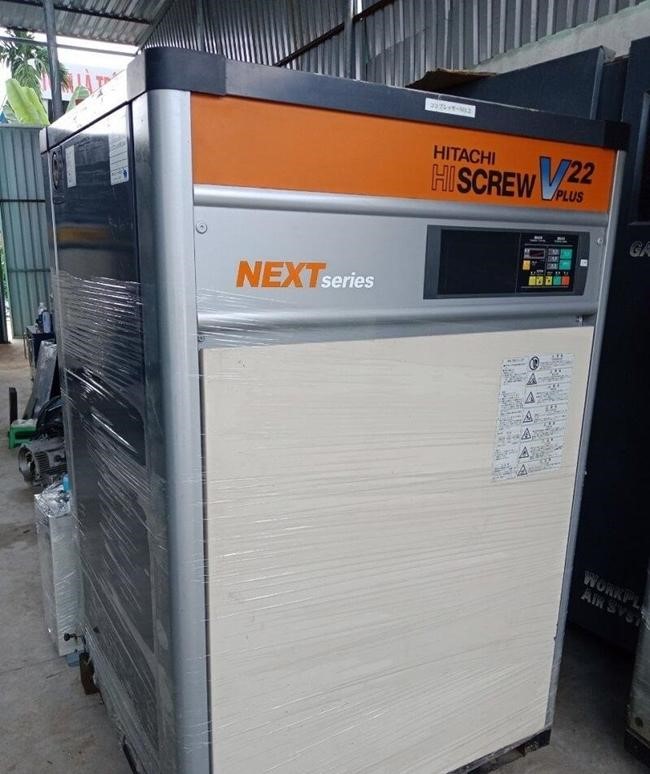 Máy nén khí trục vít có dầu Hitachi vận hành bền bỉ, ít xảy ra vấn đề trục trặc.